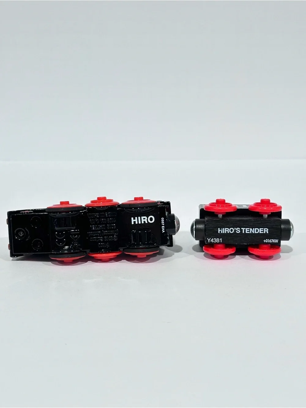 Thomas & Friends Motorized Hiro with Tender Wooden Railway